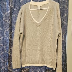 Design History Gray V-Neck Sweater